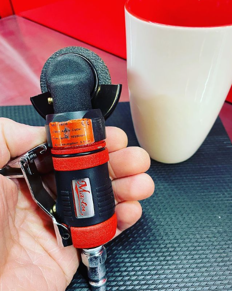 Herramienta neumática de corte en ángulo recto pequeña Master Palm de 2 pulgadas